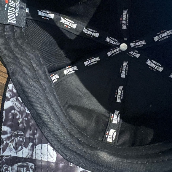 Allen Iverson Roots of fight SnapBack hat - Picture 5 of 5